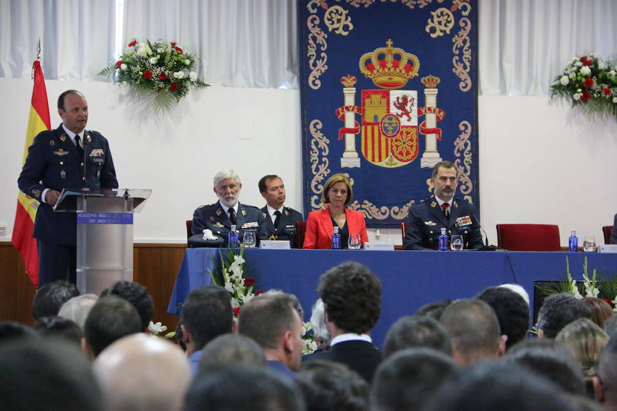 El Rey visita la Academia Básica del Aire (II)