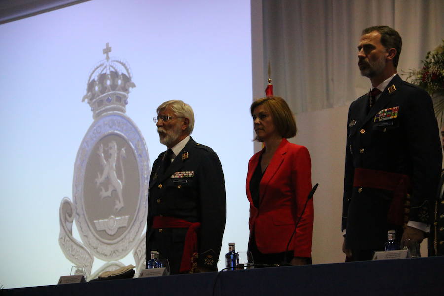 El Rey visita la Academia Básica del Aire (II)