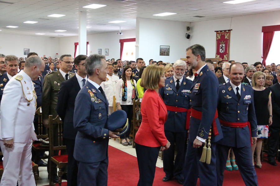 El Rey visita la Academia Básica del Aire (II)