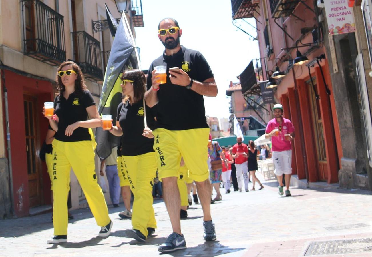 Colorido y música para anunciar el inicio de las fiestas