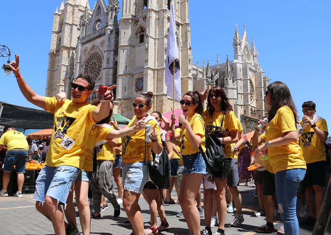 Colorido y música para anunciar el inicio de las fiestas