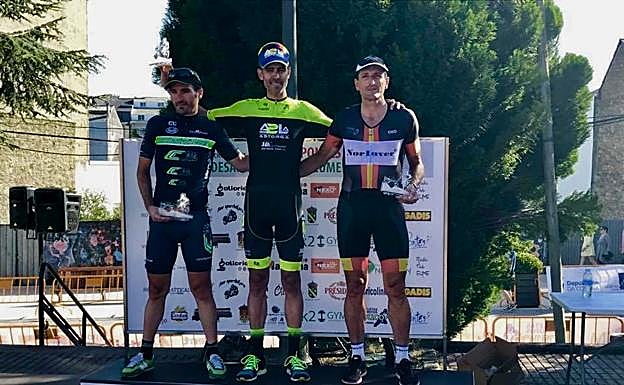 Cavero, en el podio.