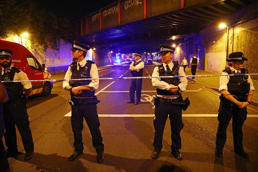 Varias personas han resultado heridas tras ser atropelladas por una furgoneta en el área londinense de Finsbury Park, en el norte de la capital británica, según ha informado la Policía Metropolitana de Londres, que se ha desplazado hasta la zona.