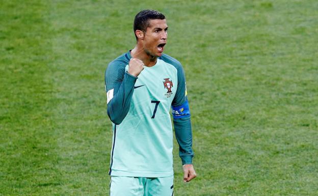 Cristiano Ronaldo celebra su gol ante Rusia. 