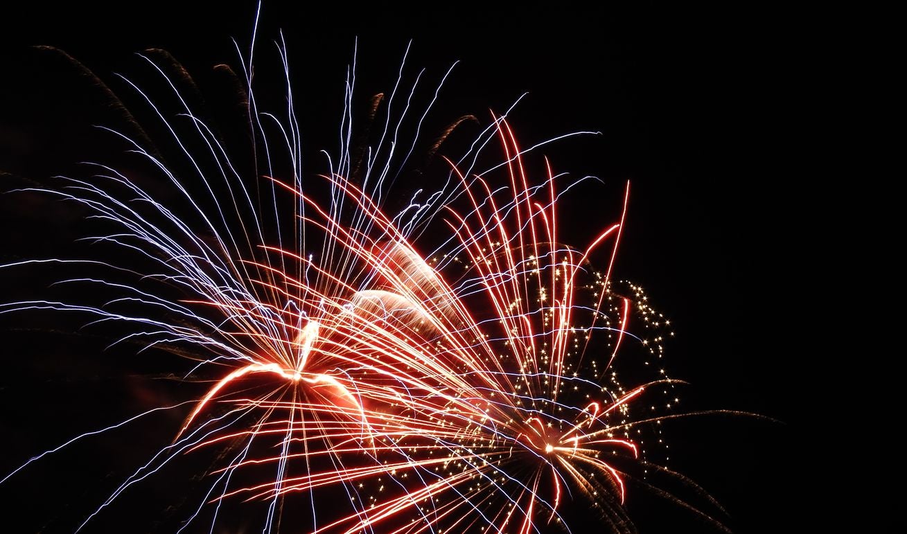 Las mejores imágenes de los fuegos artificiales de San Juan (I)