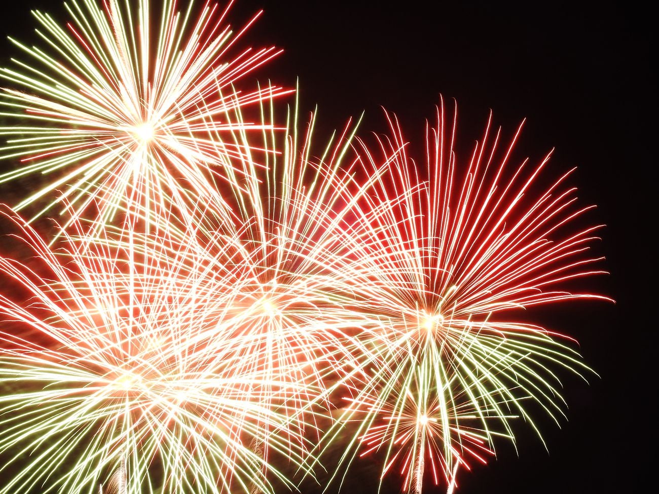 Las mejores imágenes de los fuegos artificiales de San Juan (I)