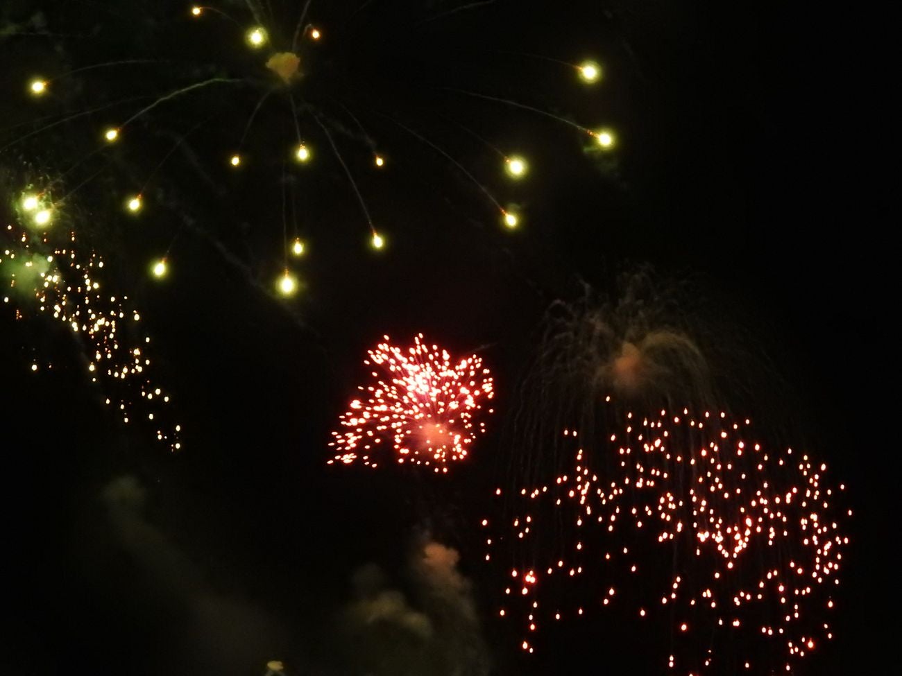 Las mejores imágenes de los fuegos artificiales de San Juan (I)