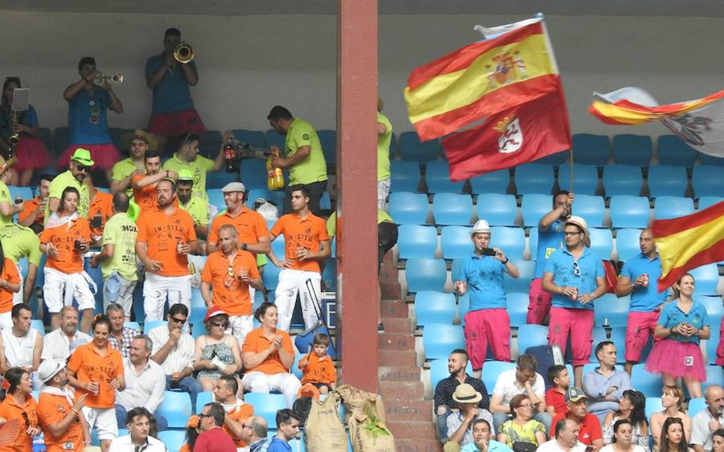 Las mejores imágenes de la corrida de rejones (I)