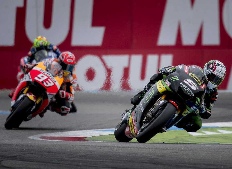 El francés Johann Zarco (Yamaha Tech3) que salió desde la 'pole', sólo pudo ser decimocuarto. 