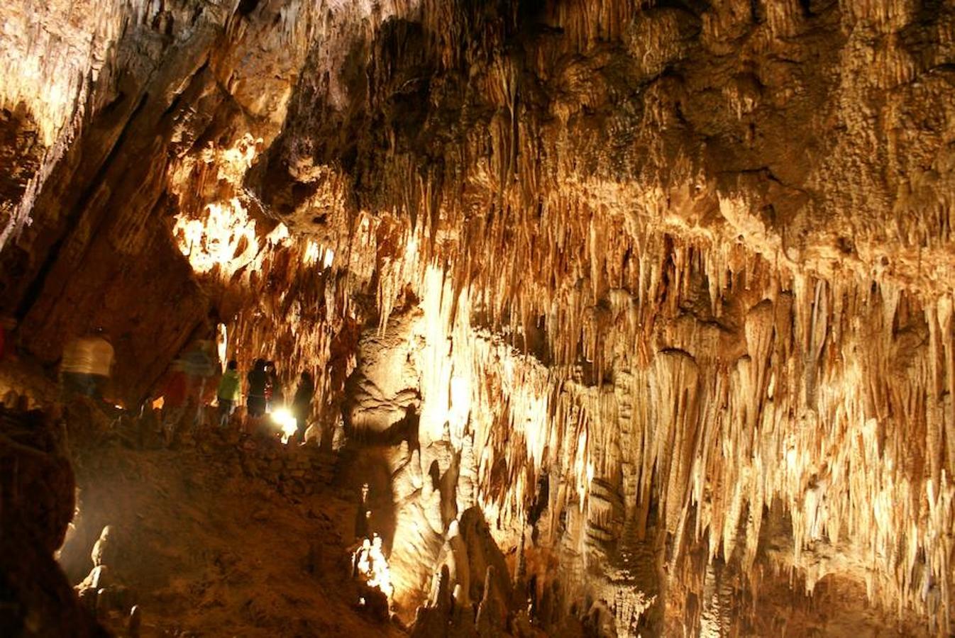 La Cueva de Valporquero, la joya leonesa