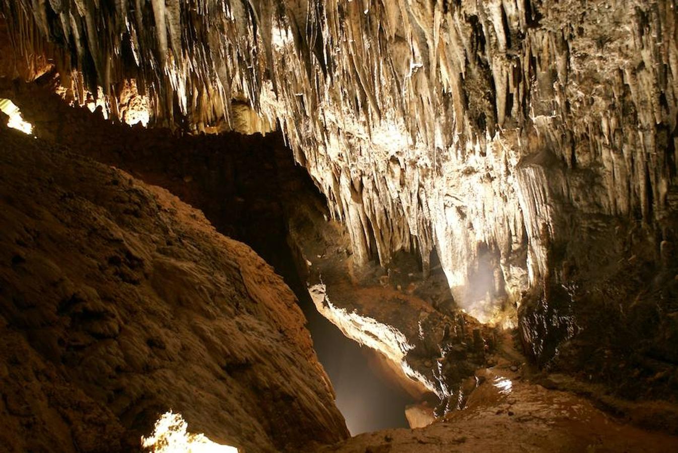 La Cueva de Valporquero, la joya leonesa