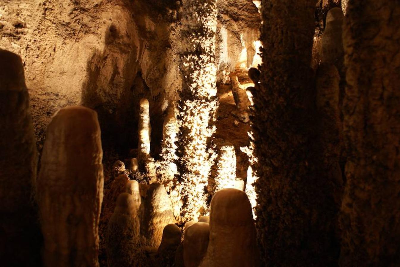 La Cueva de Valporquero, la joya leonesa