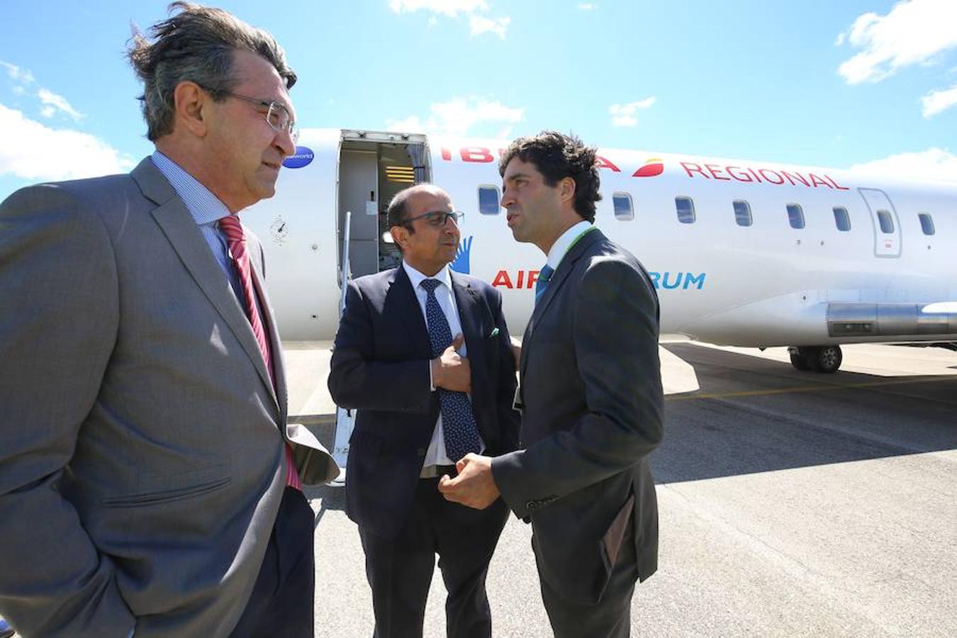 Presentación de la campaña de verano de vuelos desde el Aeropuerto de León