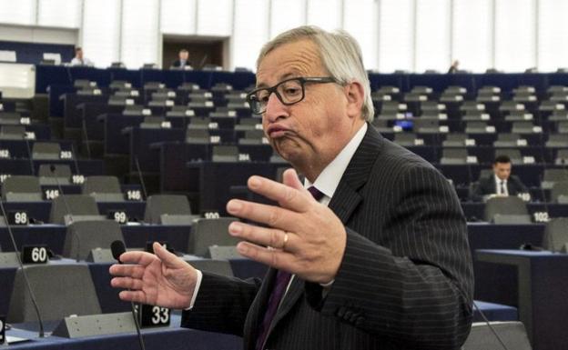 Juncker, durante la sesión plenaria.