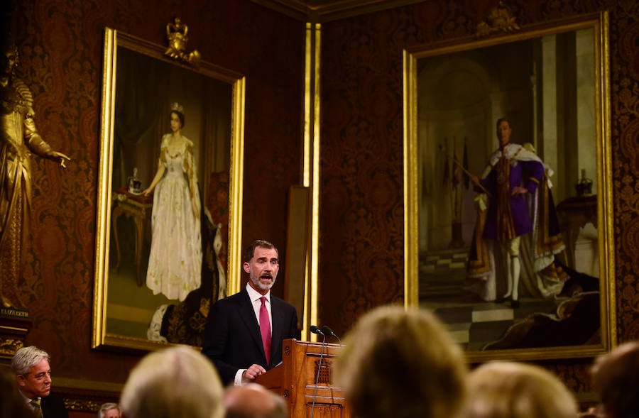 El Rey. durante su discurso en el Palacio de Westminster.