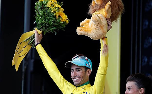 Aru, nuevo líder del Tour de Francia. 