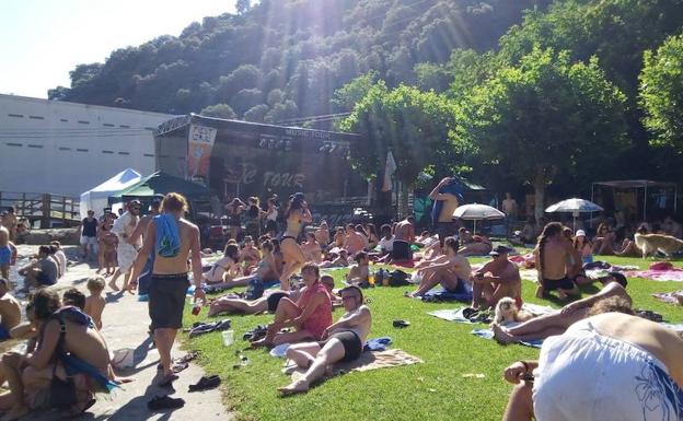 La playa fluvial de Villafranca del Bierzo es uno de los escenarios del Fiestizaje.