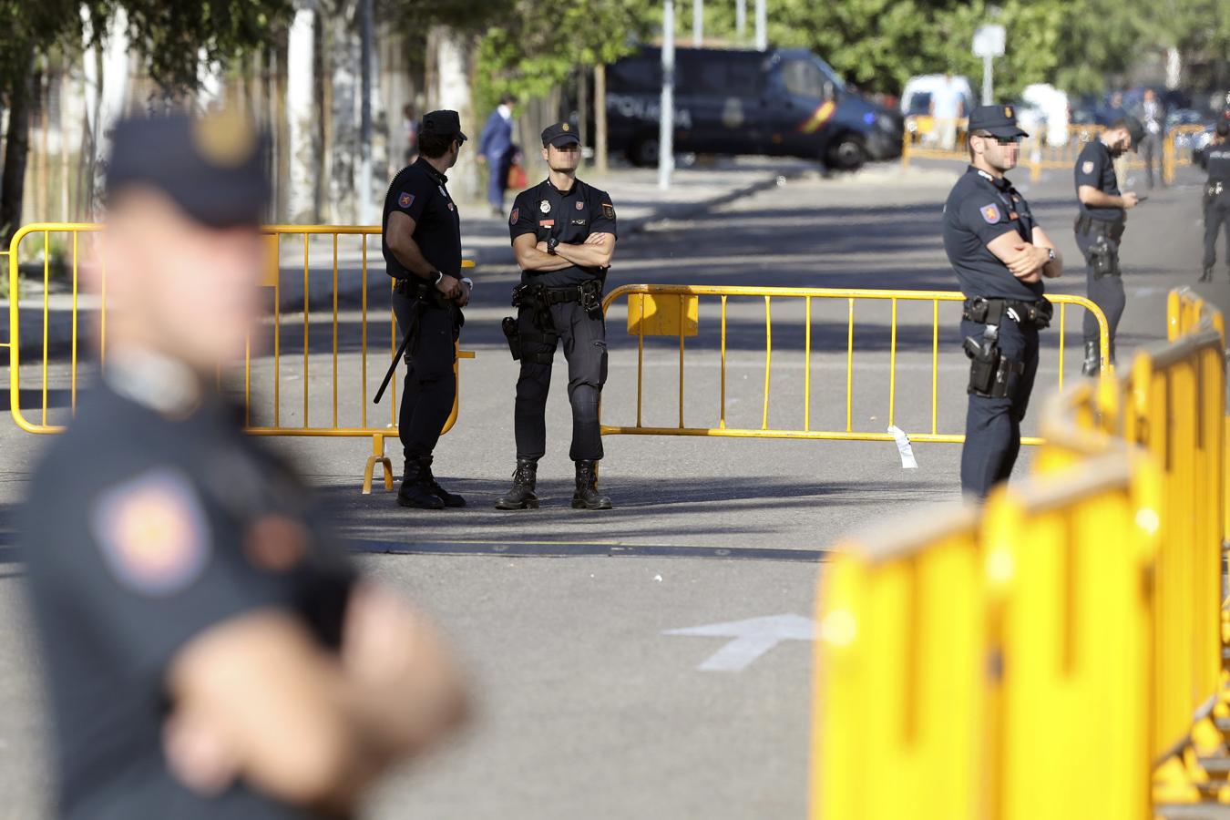 Miembros de las Fuerzas de Seguridad en la Audiencia Nacional .