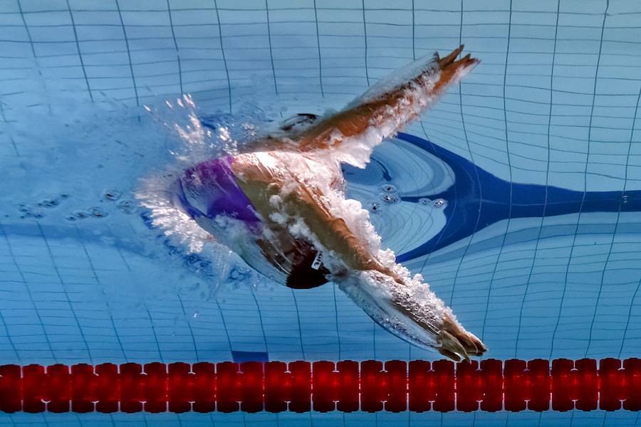 La española ha logrado la medalla de oro en los 200 mariposa, prueba de la que ya era campeona olímpica y europea. 