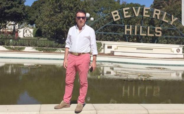 El empresario, hoy en busca y captura, en una imagen en Beverly Hills.