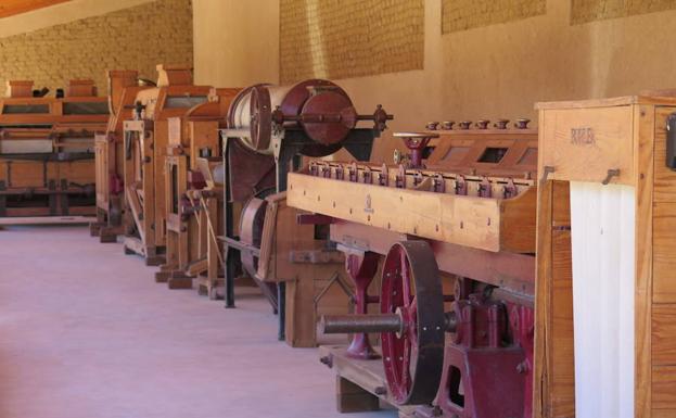 Piezas e ingenios del Museo de la Industria Harinera. 