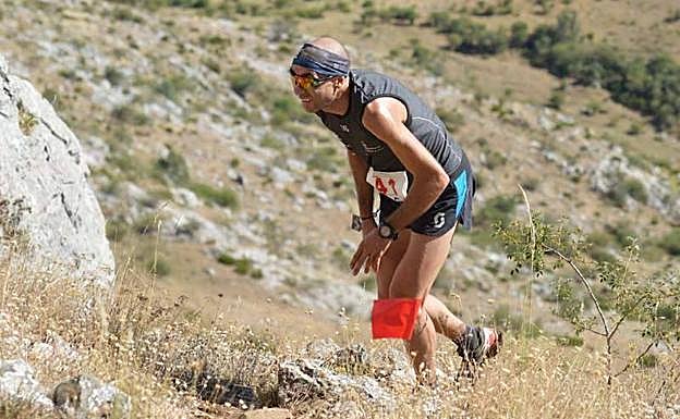 Santi Mezquita, en el Kilómetro Vertical de Villalfeide.