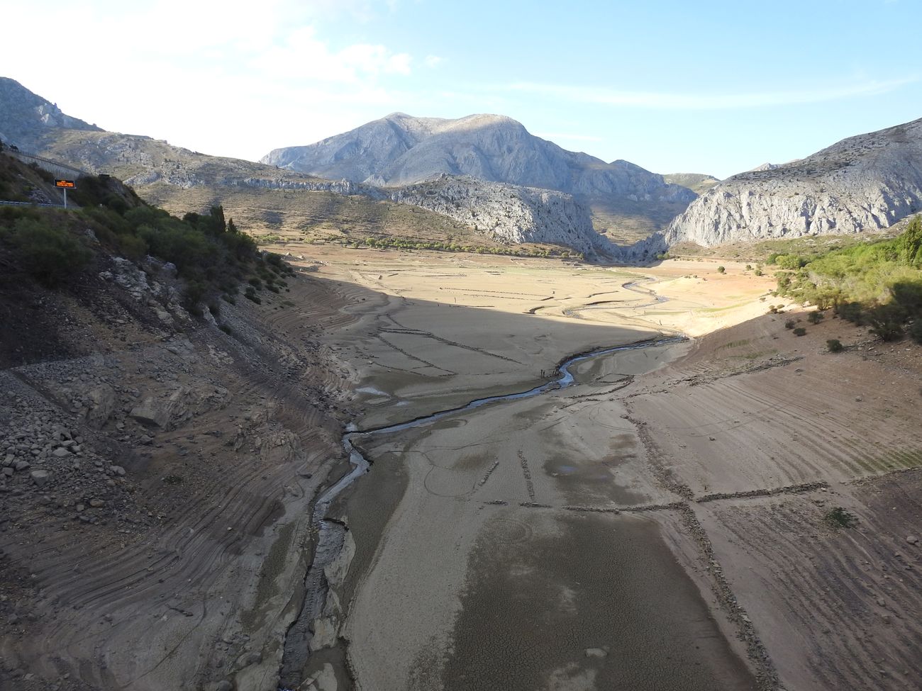 La sequía convierte en un desierto los pantanos y deja al campo leonés «al borde de la ruina»