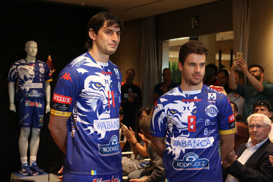 Las equipaciones de los maristas