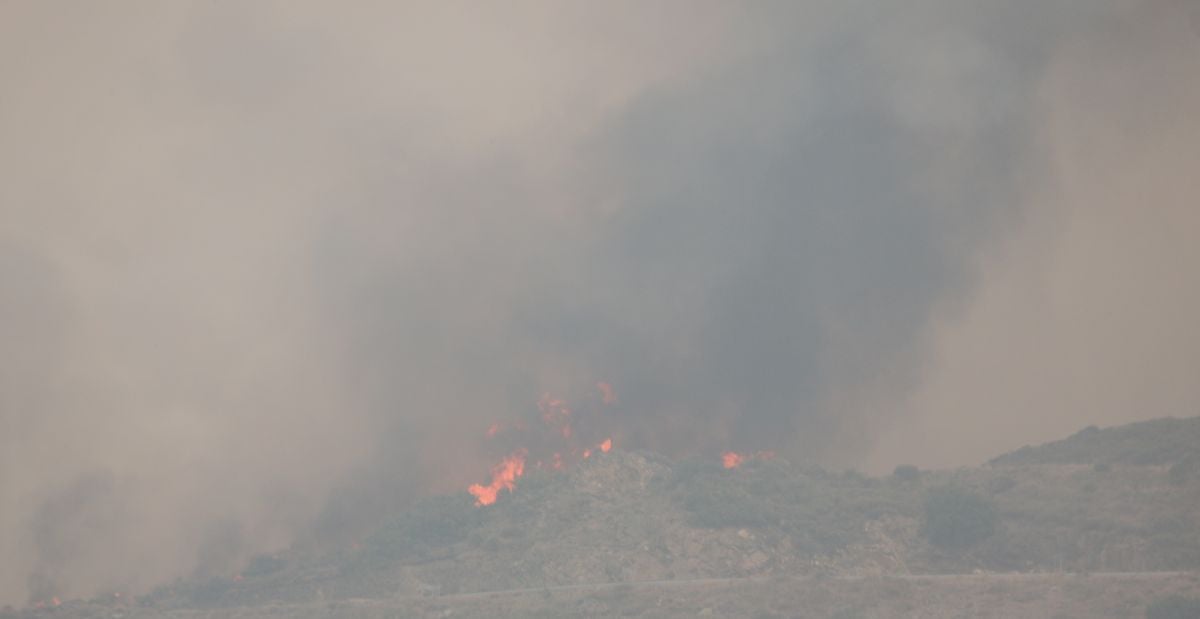 La carretera arde en el alto de Carbajal