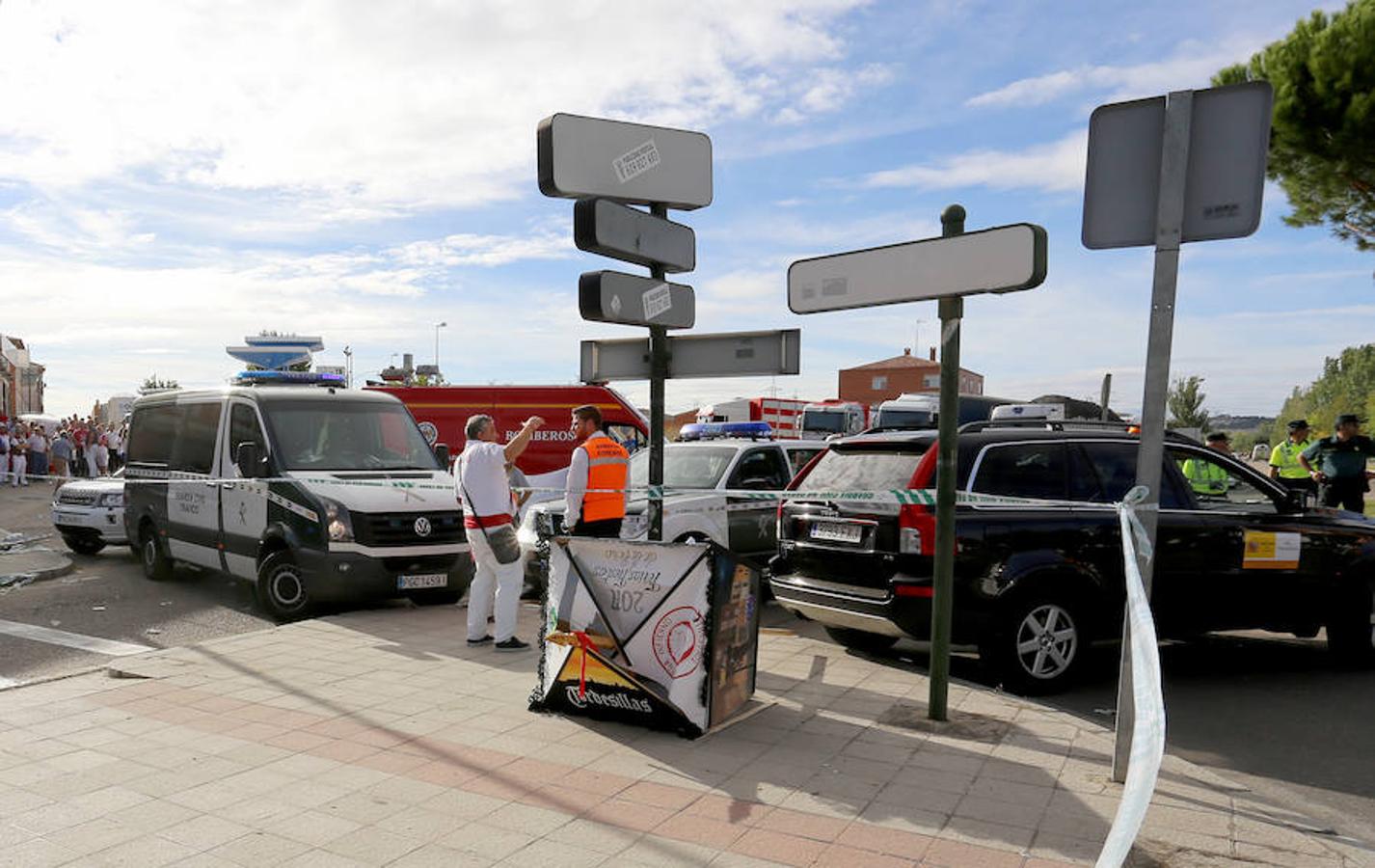 Imágenes del vuelco de una carroza en Tordesillas