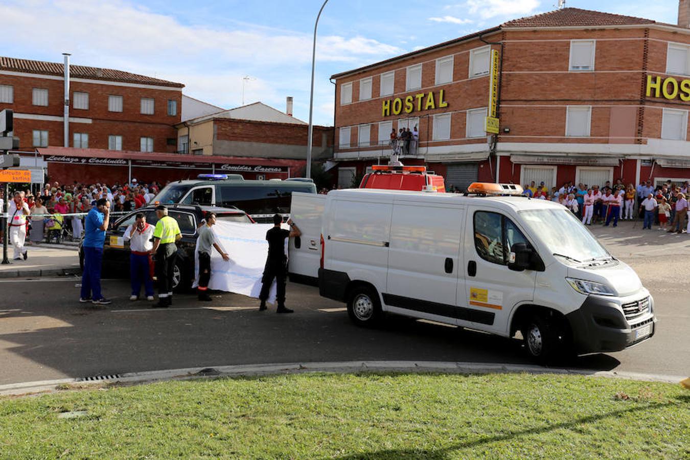 Imágenes del vuelco de una carroza en Tordesillas