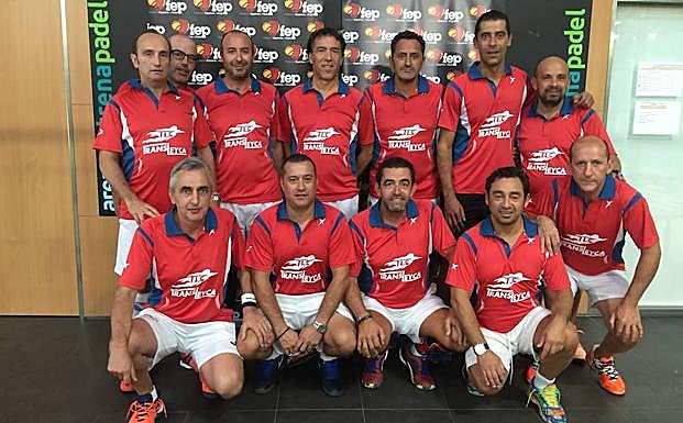 Equipo del Tenis5Padel Transleyca.
