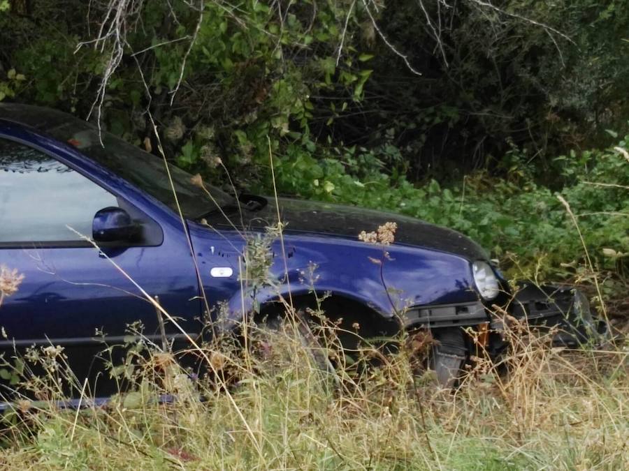 Coche al agua en Ciñera