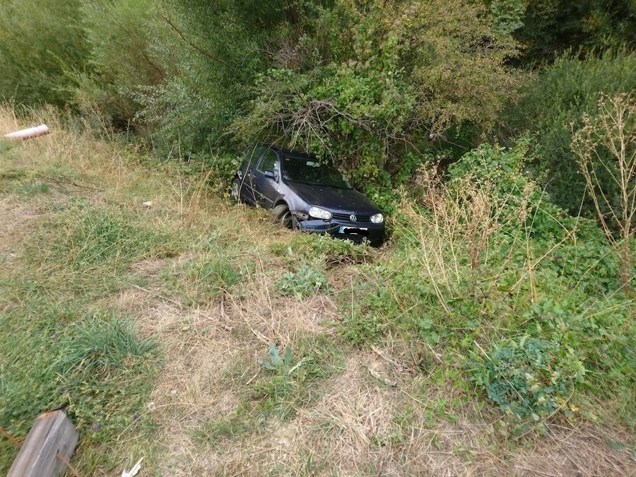 Coche al agua en Ciñera