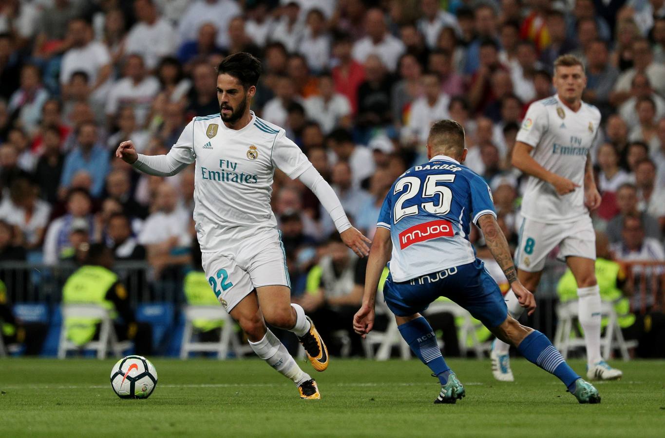 Partido correspondiente a la séptima jornada de Liga entre el Real Madrid y el Espanyol, en el Santiago Bernabéu. 