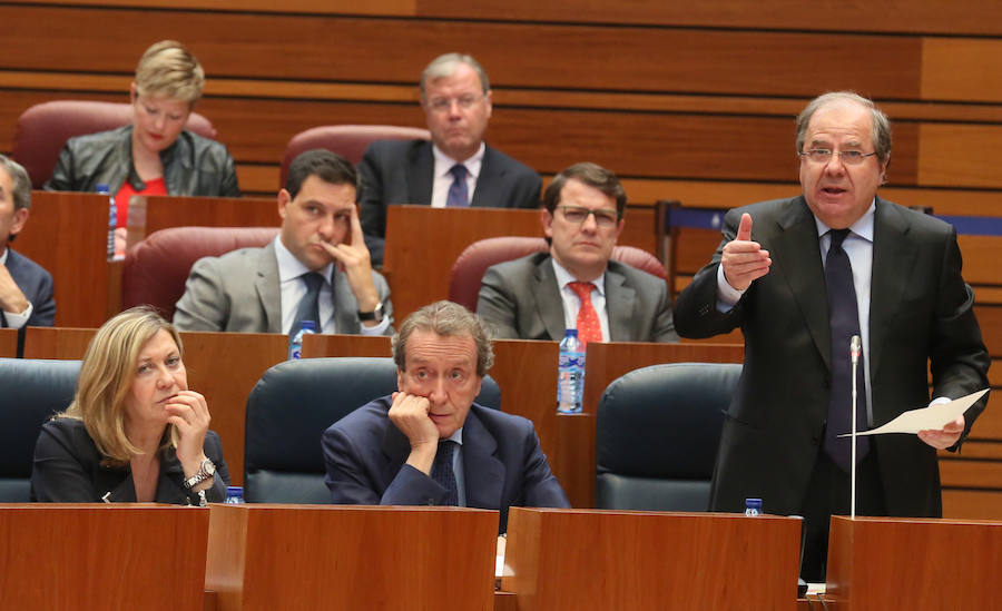 Pleno en las Cortes de Castilla y León