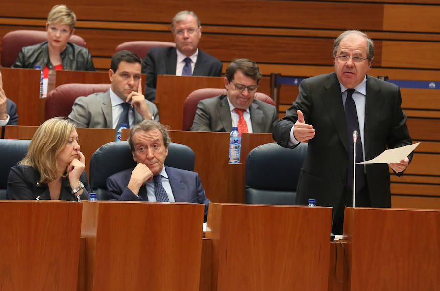 Pleno en las Cortes de Castilla y León