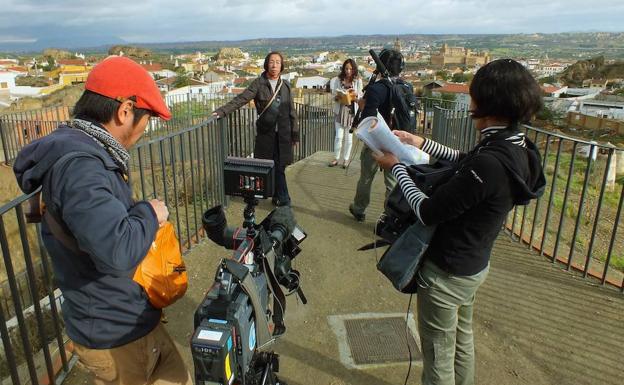 Equipo de la televisión japonesa NHK.