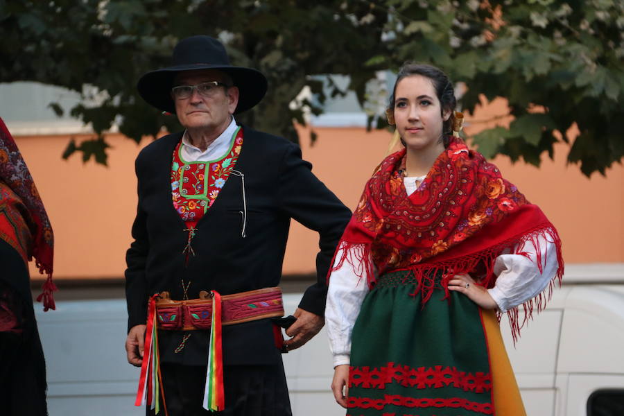 La dulzaina pone el broche a San Froilán