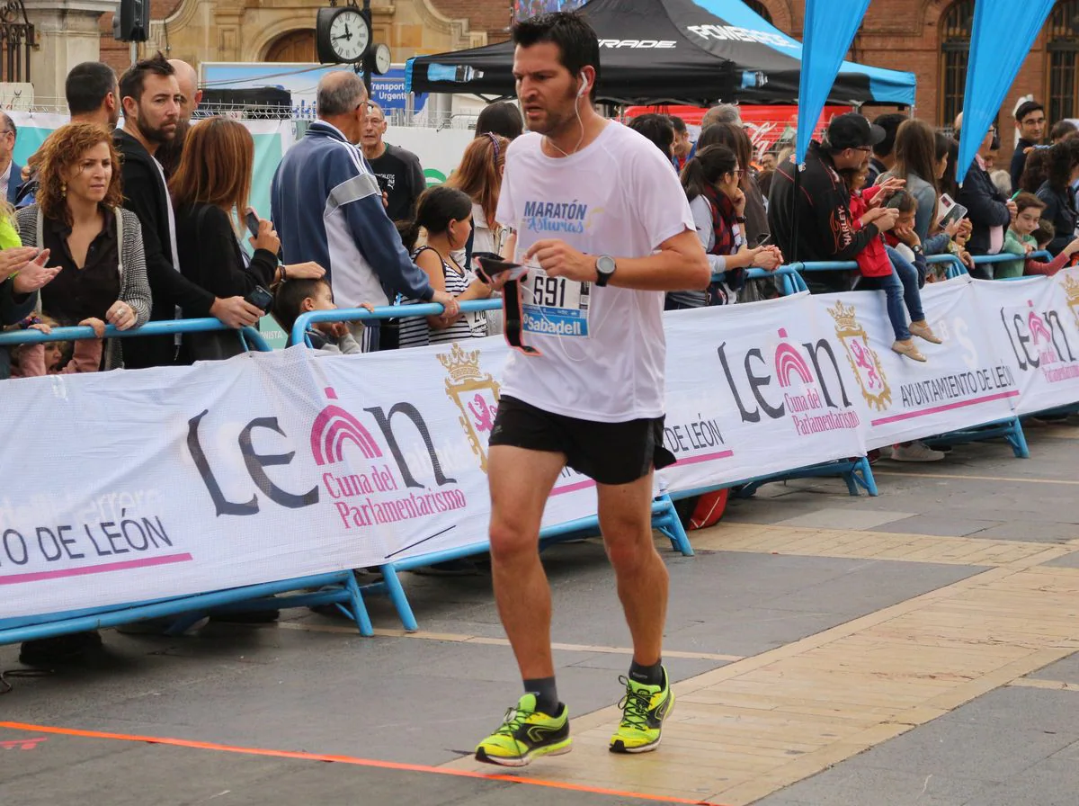 ¿Corriste los 10km Ciudad de León? ¡Búscate! (I)