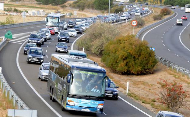 Un accidente el domingo causa retención en la A-62. 