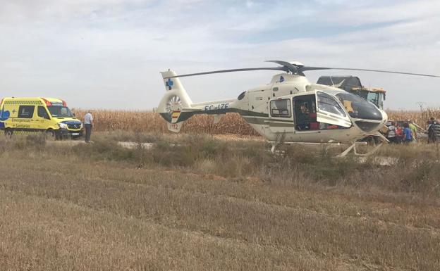 Equipos de emergencias en el lugar del suceso.