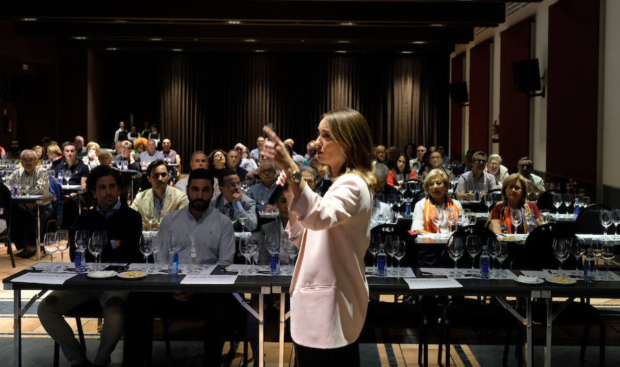 El Norte reanudó el miércoles sus catas, con cuatro vinos de Bodegas Familiares Matarromera para un público con buen paladar.