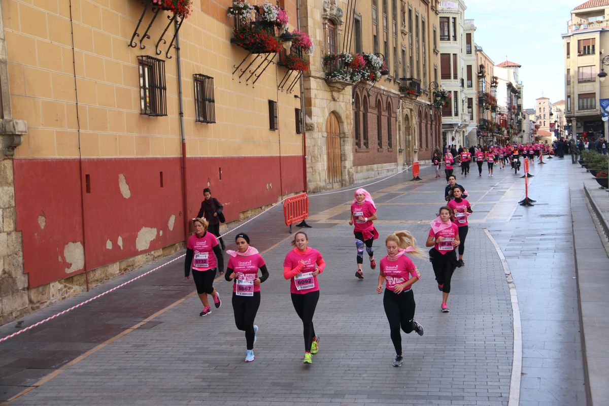 Las mejores imágenes de la V Carrera de la Mujer (I)