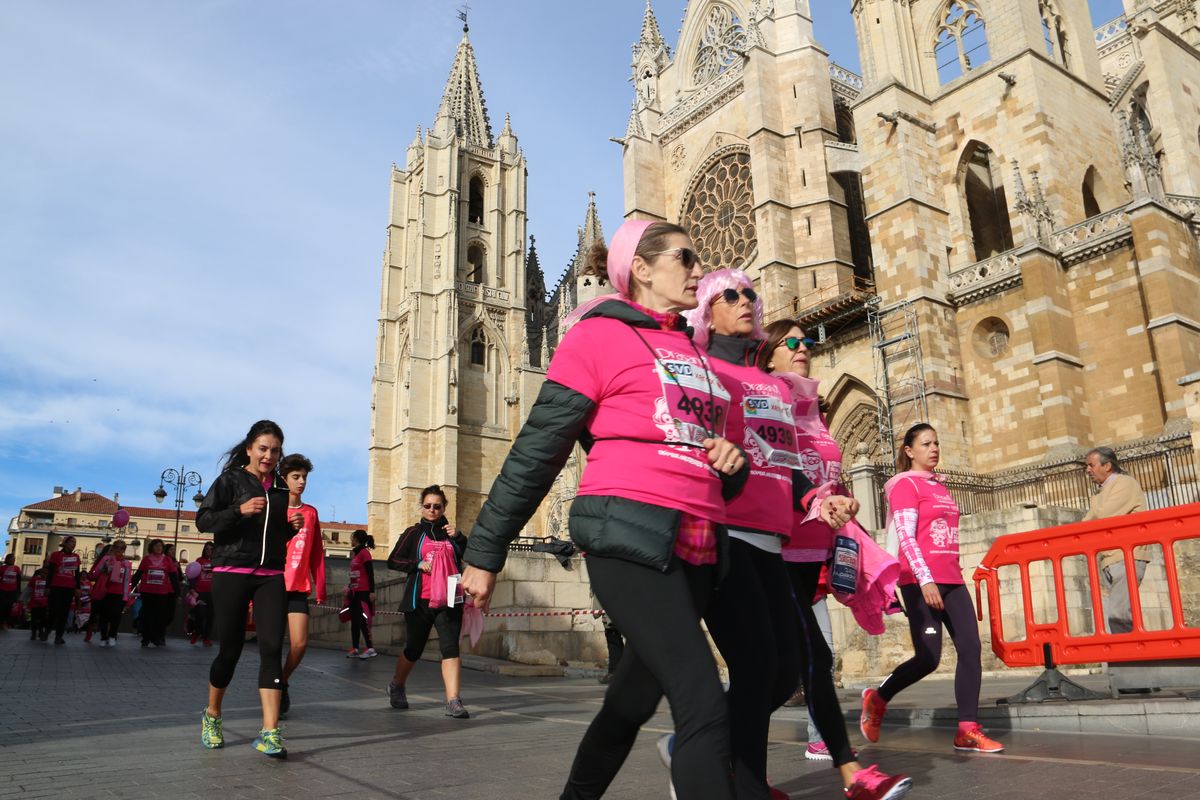 Las mejores imágenes de la V Carrera de la Mujer (III)