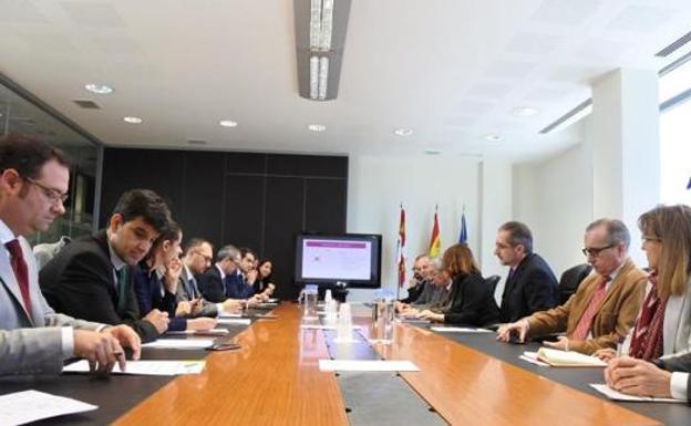 Reunión de los miembros del Execyl.