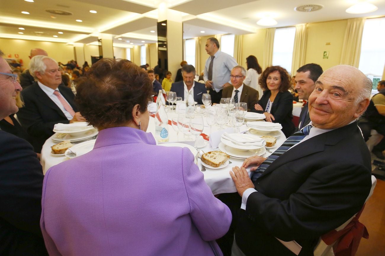 El empresario minero Manuel Lamelas Viloria, durante su homenaje parte de Fele-Bierzo en Ponferrada.