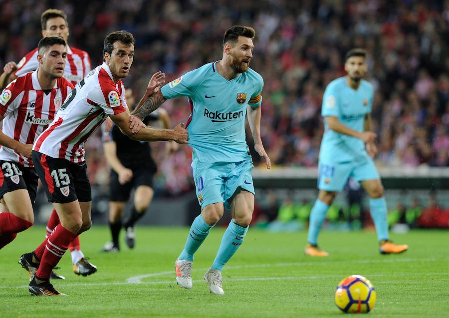 El Barcelona se impuso, con goles de Messi y Paulinho, al Athletic en el regreso de Valverde a San Mamés.