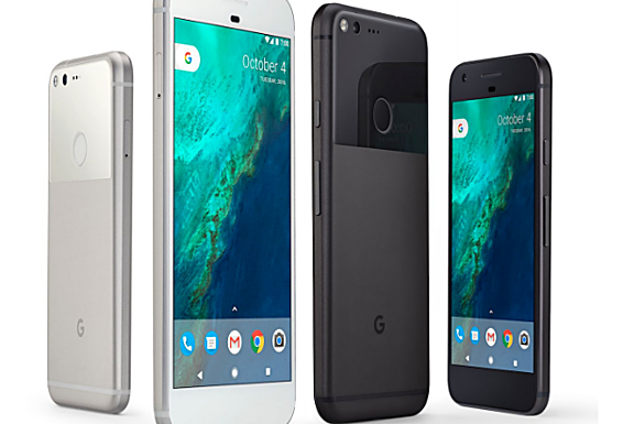 Imagen principal - Arriba, Google Pixel 2XL. A la izquierda, Samsung Note 8. A la derecha, Huawei Mate 10.