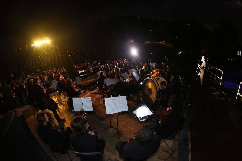 Multitudinario homenaje en el pozo Sotón a los mineros fallecidos